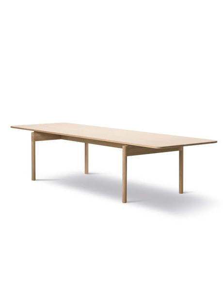 Post Esstisch 320 cm von Fredericia Furniture - Geölte Eiche - Jacobsen Plus