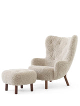 Petra VB3 inkl. Hocker, Sheepskin Moonlight von &Tradition - Walnuss - Jacobsen Plus
