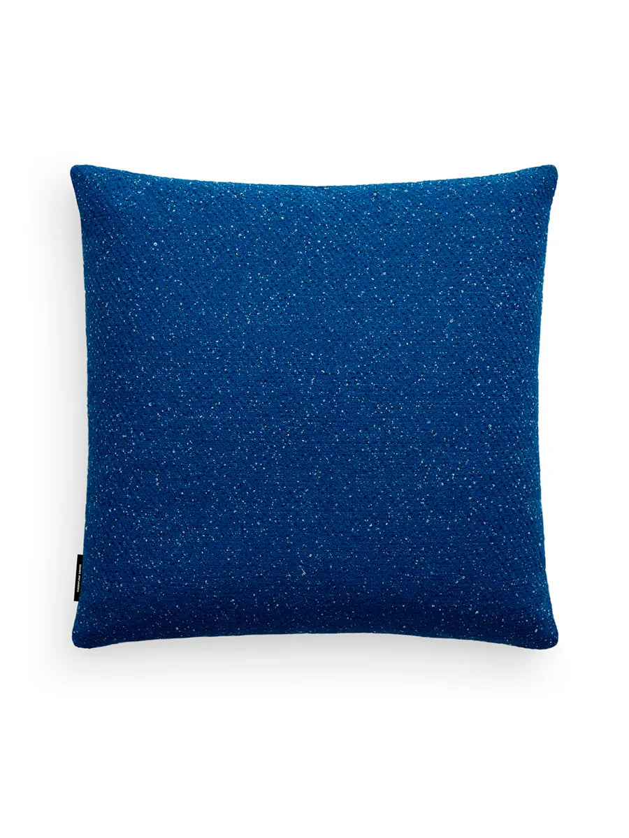 Pilot Kissen in Blau, 60 x 60 cm von Kvadrat - 1 - Jacobsen Plus