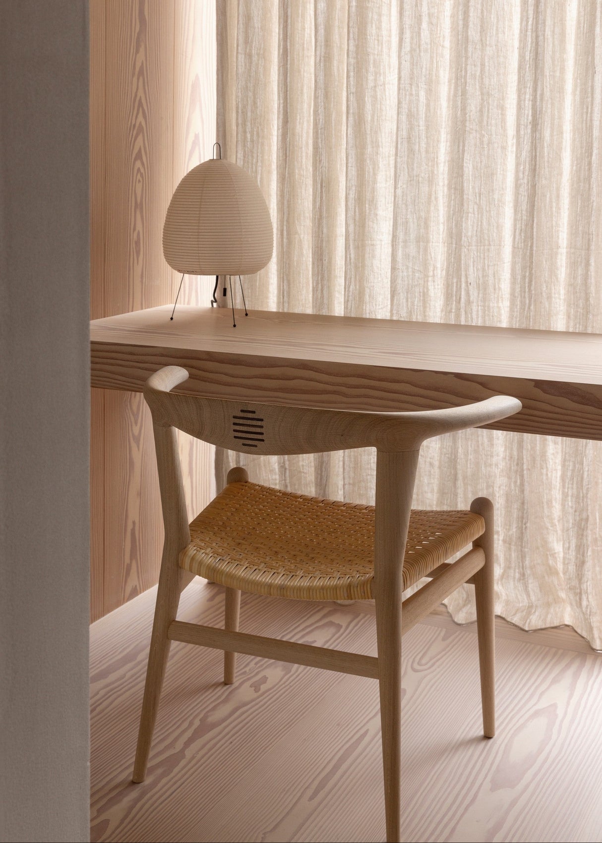 PP518 Tyrestol m. polstret sæde af Hans J. Wegner - 2 - Jacobsen Plus