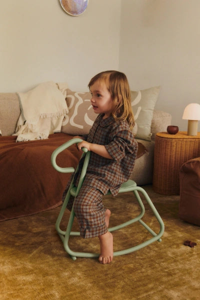 Lussi Rocking Horse – skulpturales Schaukelpferd von Ferm Living - Rose - Jacobsen Plus