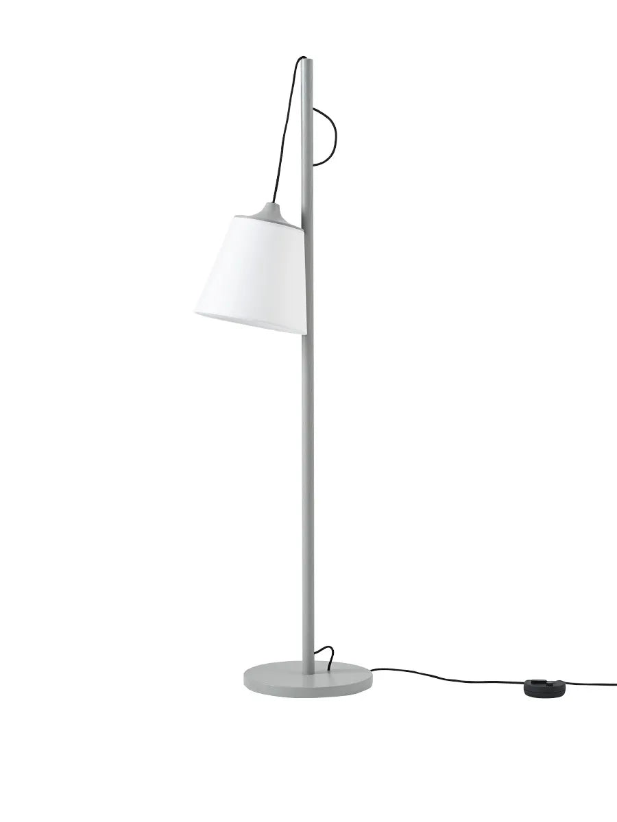 Pull Floor Lamp fra Muuto - 5 - Jacobsen Plus