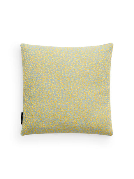 Ria Kissen, 45 x 45 cm von Kvadrat - Lichtblau - Jacobsen Plus
