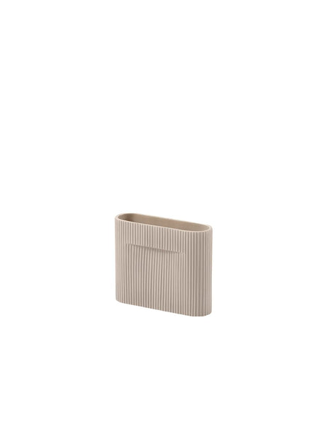 Ridge Vase von Muuto - Beige / H16,5 cm - Jacobsen Plus