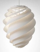 Swirl 2, Hvid fra Le Klint - Kunststoff - Weiß / Medium (Ø: 36 cm, H: 45 cm) - Jacobsen Plus