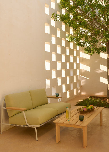Assemble outdoor Couchtisch 135 cm von Muuto - 2 - Jacobsen Plus