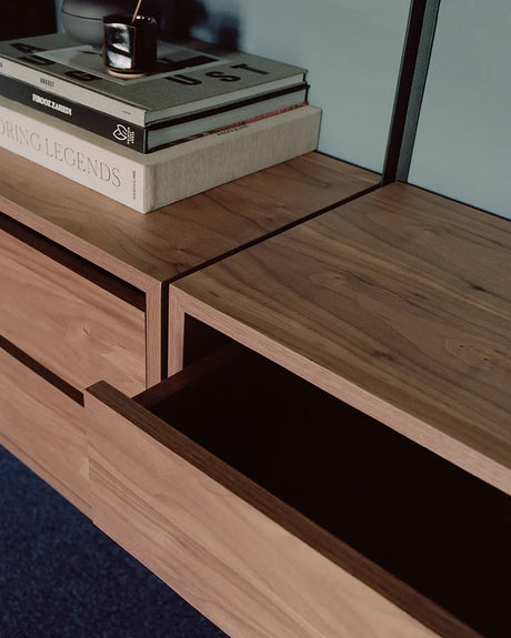 Cabinet Low mit Schubladen von New Works - Schwarz - Jacobsen Plus