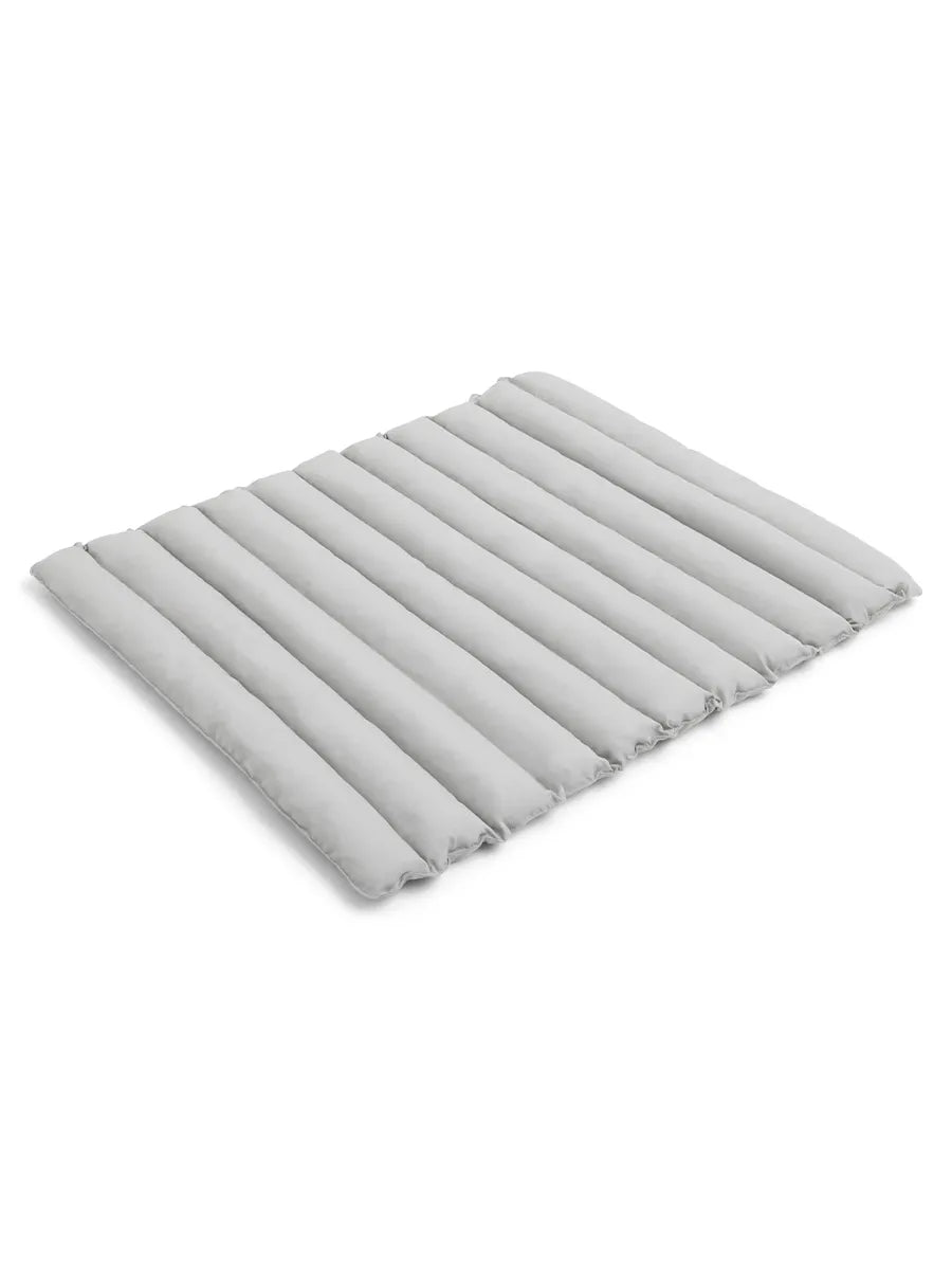 Soft Quilted Cushion til Palissade Dining Bench fra Hay - Sky grey - Jacobsen Plus