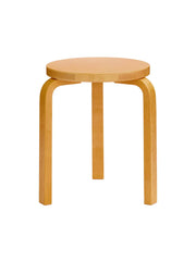 Stool 60, honigfarben gebeiztes Birkenholz von Artek