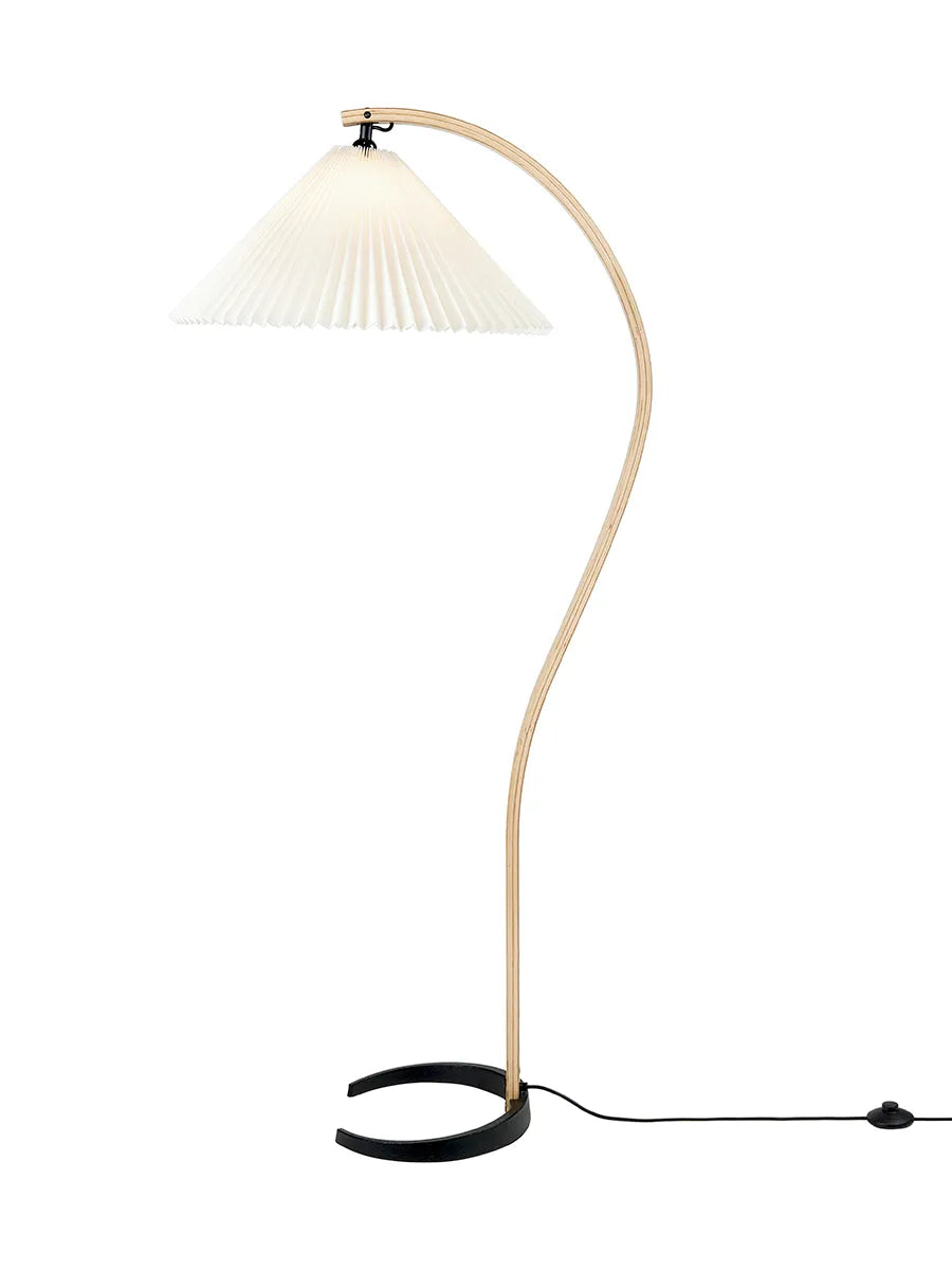 Timberline Stehleuchte von GUBI - 1 - Jacobsen Plus