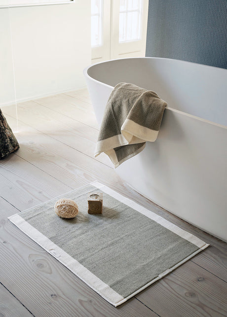 VIPP101 Badematte, Khaki von Vipp - 2 - Jacobsen Plus