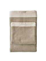 Handtücher, khaki von Vipp - 1 - Jacobsen Plus