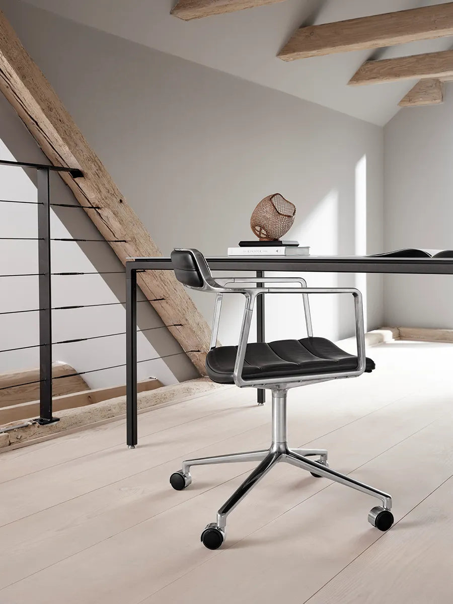VIPP452 Swivel Chair m/hjul, Schwarz Leder von Vipp - 10 - Jacobsen Plus