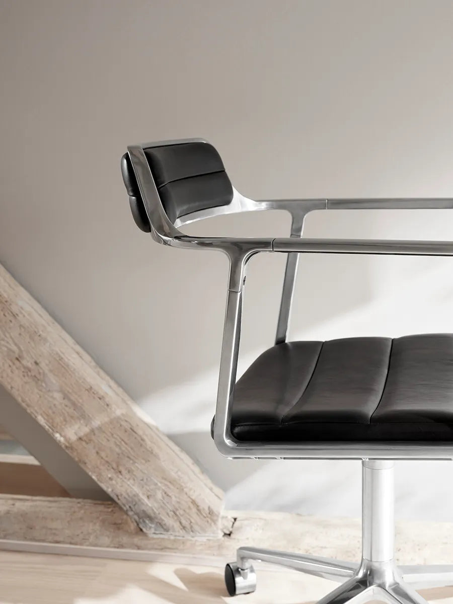 VIPP452 Swivel Chair m/hjul, Schwarz Leder von Vipp - 9 - Jacobsen Plus