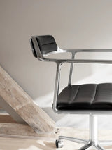 VIPP452 Swivel Chair m/hjul, Schwarz Leder von Vipp - 9 - Jacobsen Plus