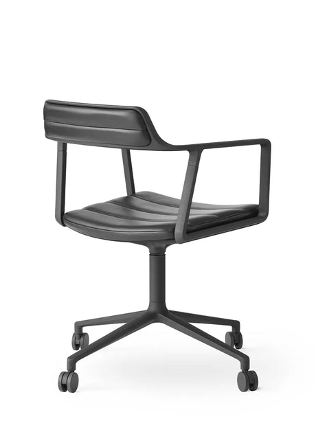 VIPP452 Swivel Chair m/schwarzem Gestell & Rädern, schwarzes Leder von Vipp - 5 - Jacobsen Plus