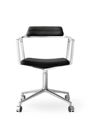 VIPP452 Swivel Chair m/hjul, Schwarz Leder von Vipp