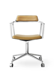 VIPP452 Swivel Chair m/hjul, camel Leder fra Vipp