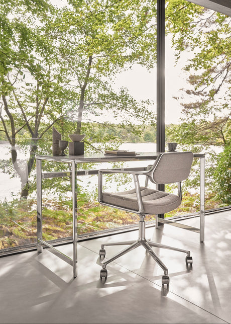 VIPP453 Swivel+ Chair, dark sand Textil von Vipp - 2 - Jacobsen Plus