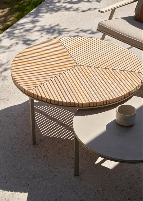 Outdoor-Couchtisch Ø90 von Vipp - 2 - Jacobsen Plus
