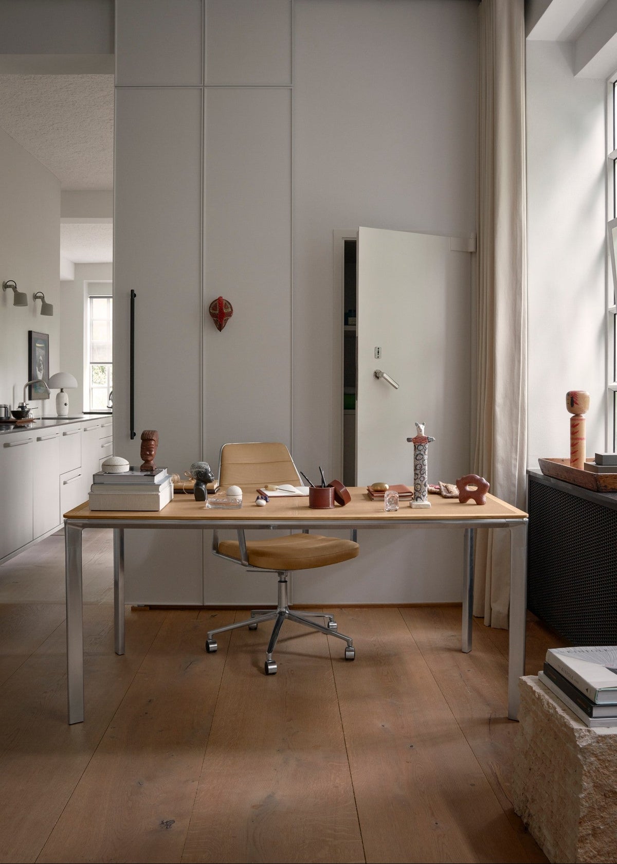 Vipp432 Work Desk, Light Oak/Camel leather - 2 - Jacobsen Plus