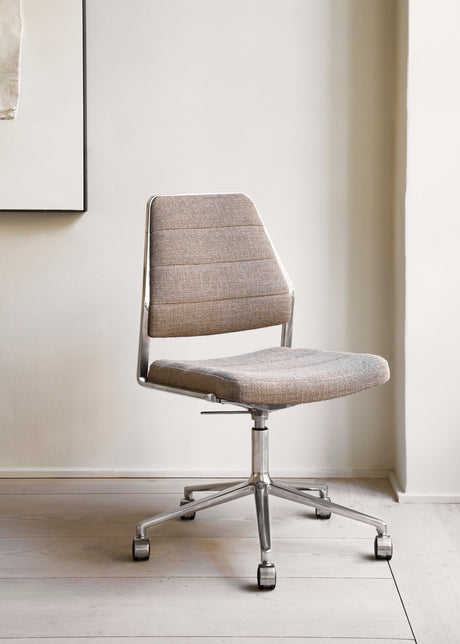 Vipp454+ Swivel Stuhl mit Rollen - 2 - Jacobsen Plus