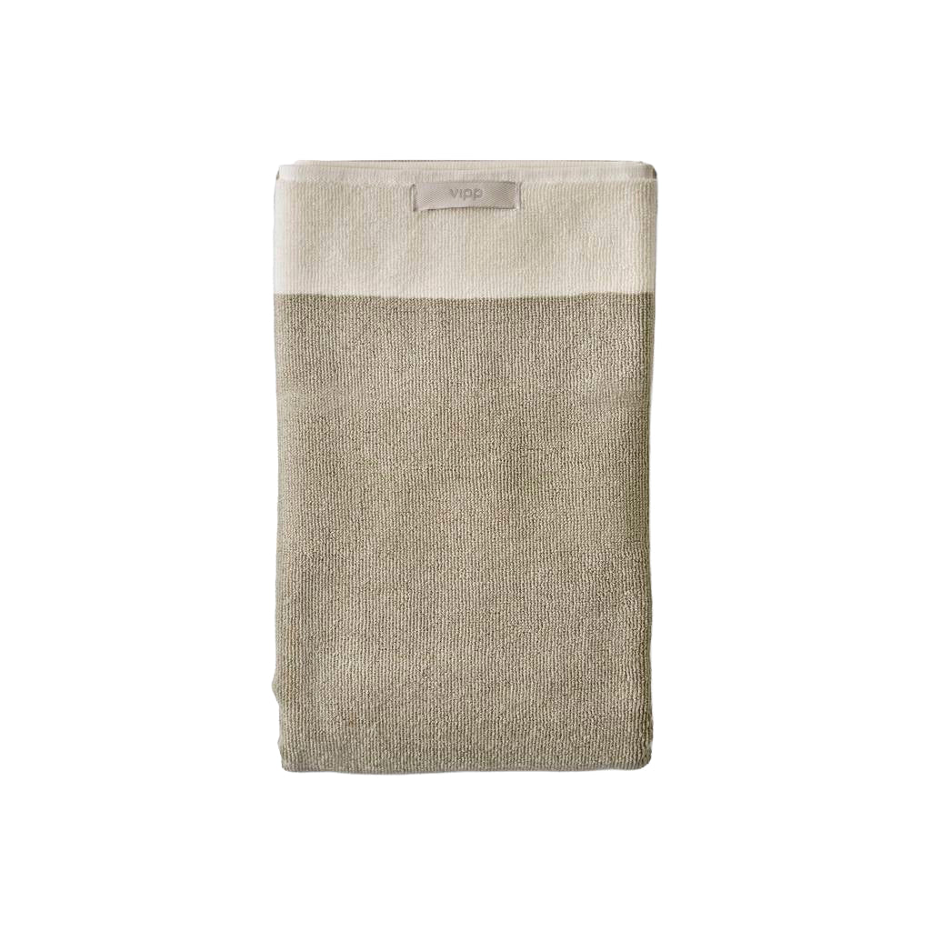 Handtücher, khaki von Vipp - Vipp105: 100x180 cm - Jacobsen Plus