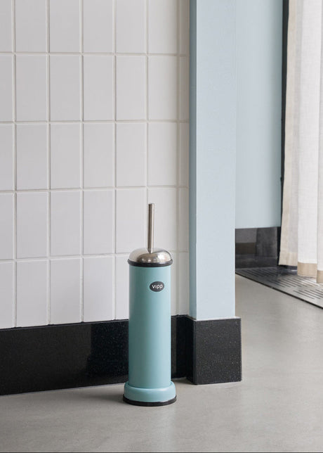 VIPP11 Toilettenbürste, Henri Teal von Vipp - 2 - Jacobsen Plus